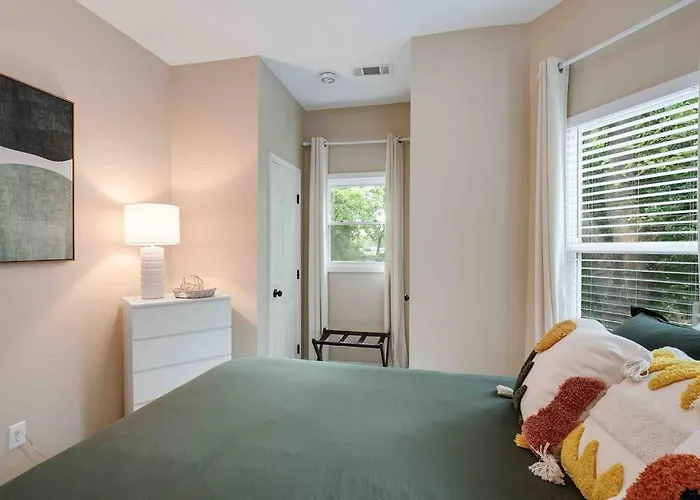 Memphis Midtown Oasis In The Heart Of Midtown!