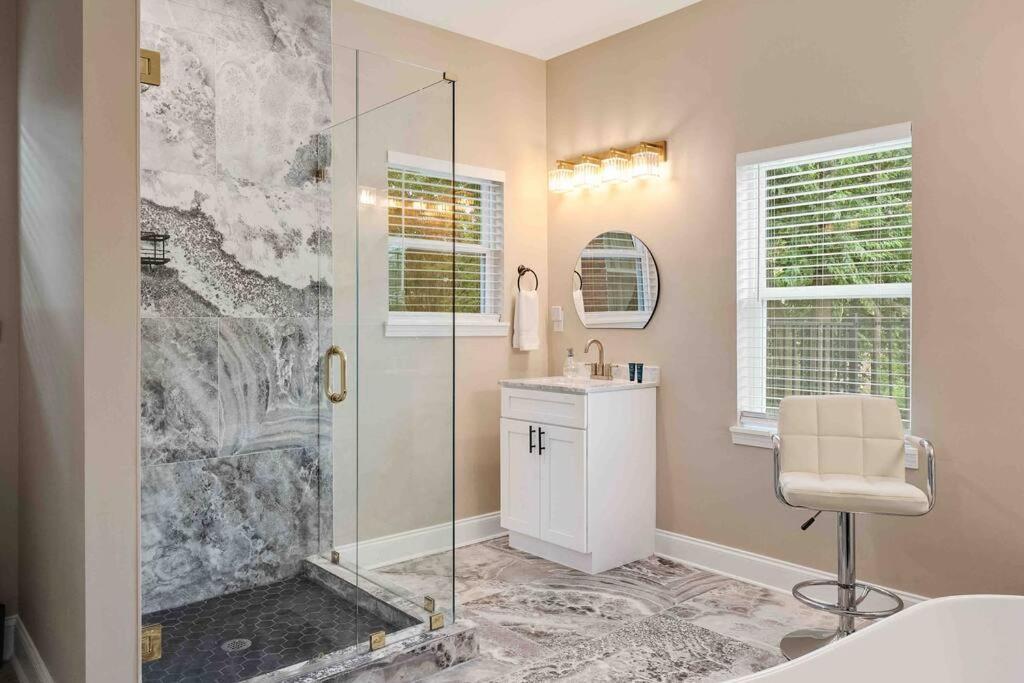 Villa Midtown Oasis In The Heart Of Midtown! *