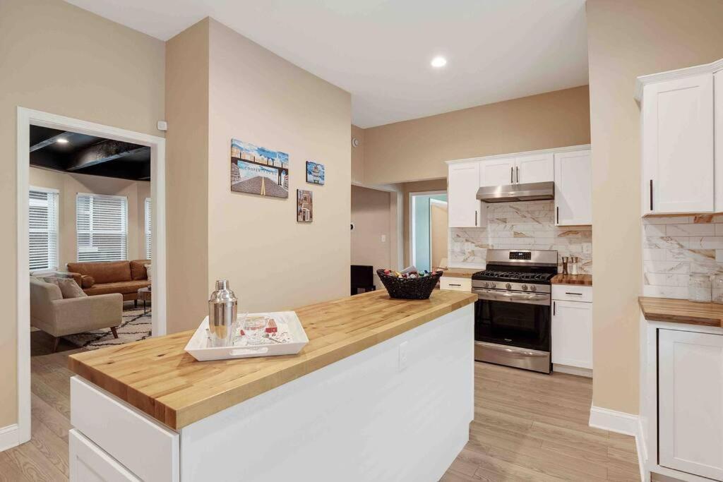 Midtown Oasis In The Heart Of Midtown! * Memphis